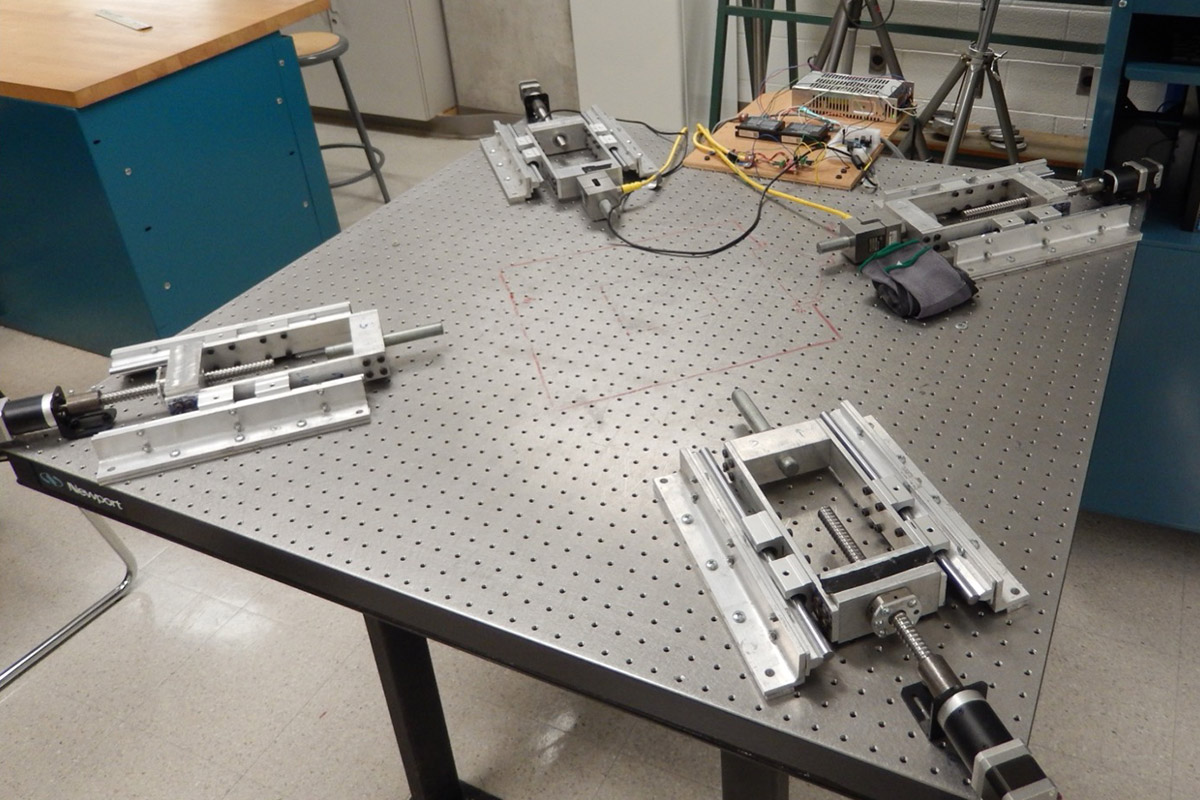 Hydraulic testing machine used for reliability and safety