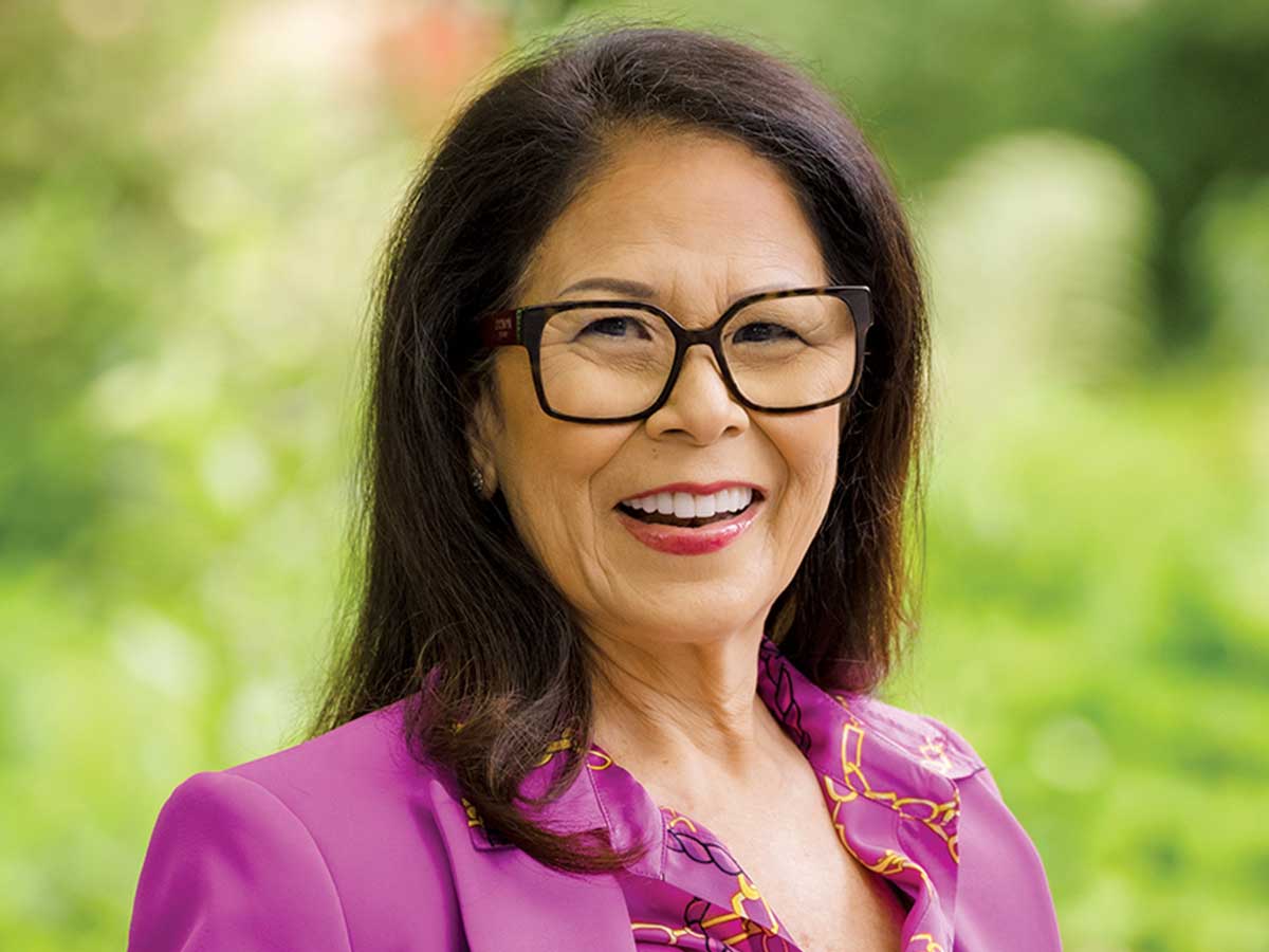 Donette Chin-Loy Chang