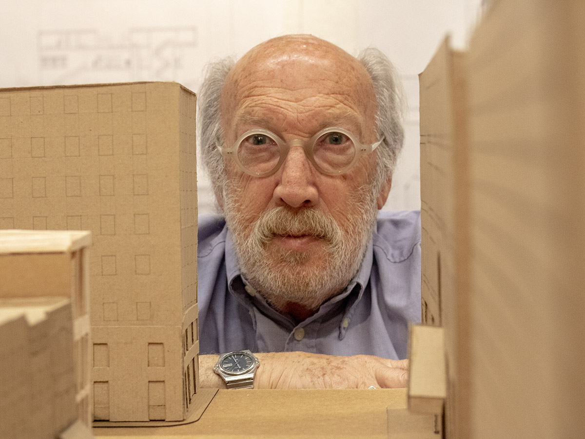 Associate Professor Baruch Zone Reflects on Teaching Legacy at DAS