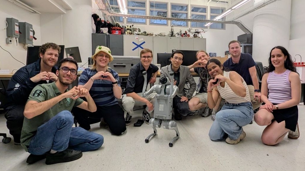 ARCS Lab Team Photo Inside