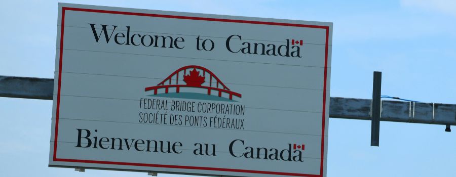 Welcome to Canada sign at the border