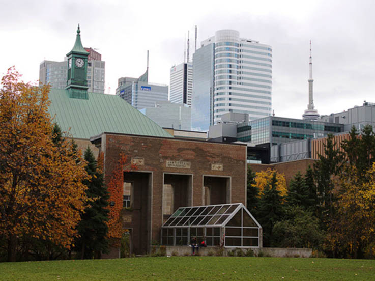 A view across the Quad of the entrance to the Recreation & Athletics Centre