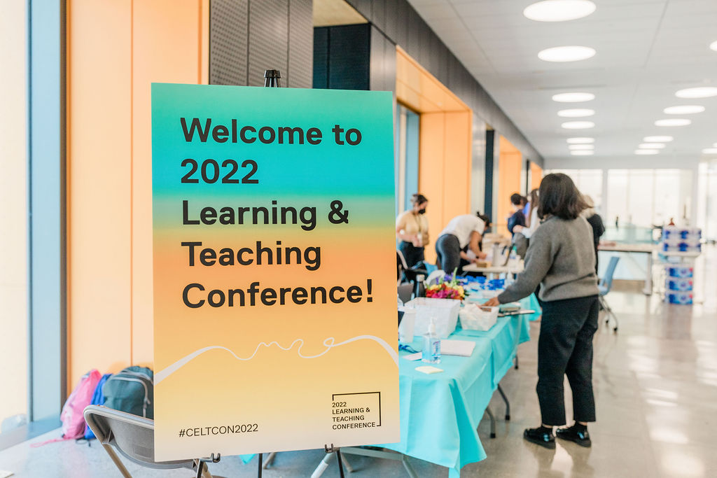 A wayfinding sign that reads Welcome to the 2022 Learning and Teaching conference