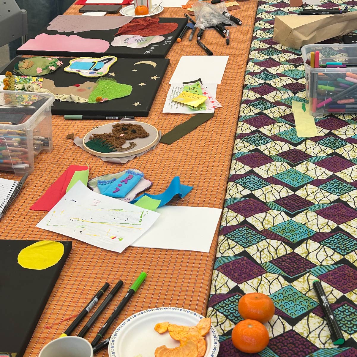 Mabelle Arts crafting table