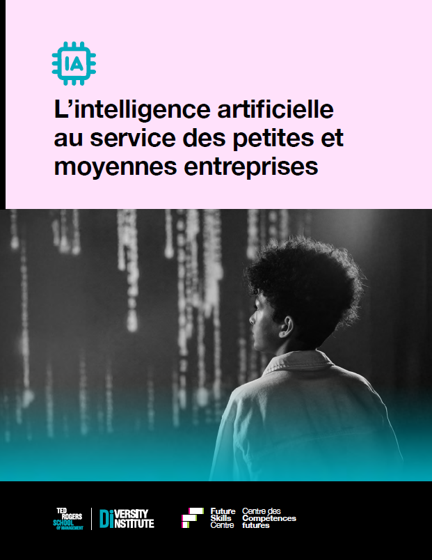Une couverture de rapport comportant des logos et une femme noire regardant un grand écran sur lequel s'affiche un code informatique.