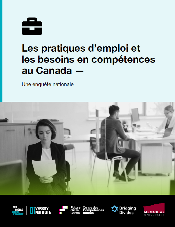 Une couverture de rapport représentant une femme examinant un document, en attendant une réunion, et des logos.