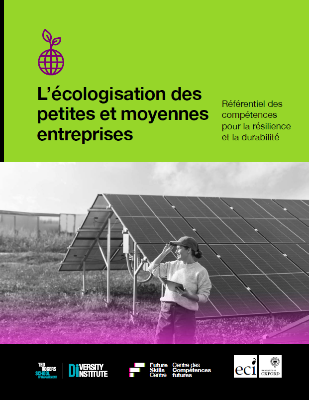 Une couverture de rapport représentant un petit entrepreneur tenant une tablette devant des panneaux solaires.