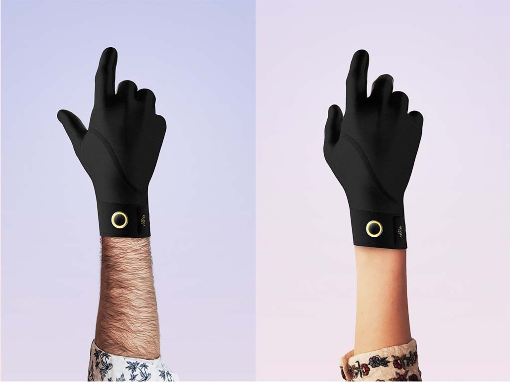 Two men's hands wear Quanta Vici smart heated black gloves
