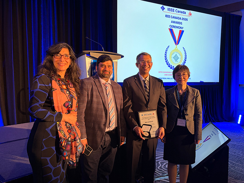Toronto Metropolitan University’s Bala Venkatesh receiving the IEEE Canada P.D. Ziogas Electric Power Award.