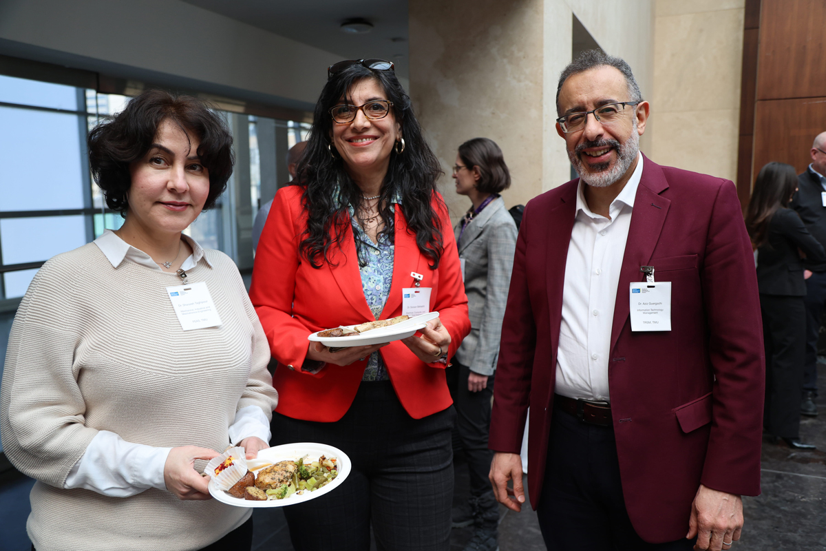 Sharareh Taghipour, Soosan Beheshti and Aziz Guergachi