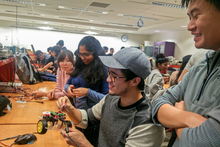 Members of the Hobby Electronics Club