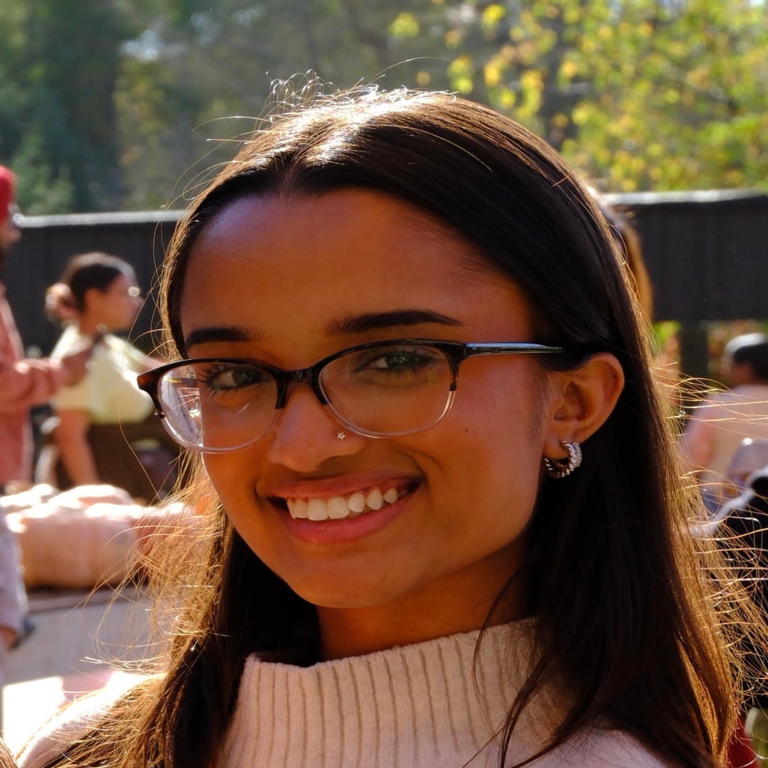 A headshot of Shalley Patel, Experiential Learning, Projects and Communications Assistant 