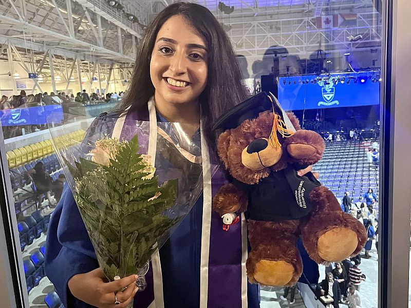 Parisa Jamali graduates from TMU