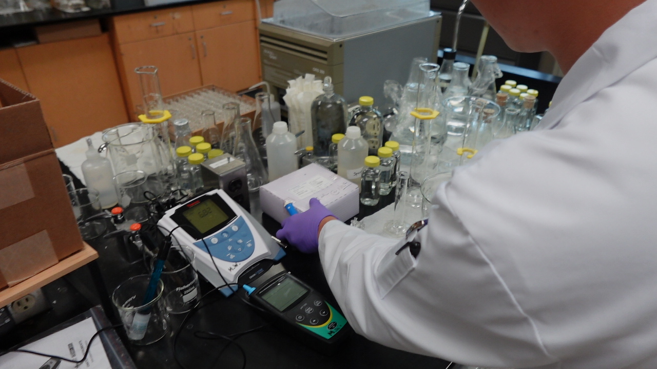 ENG spotlight photo working on a lab