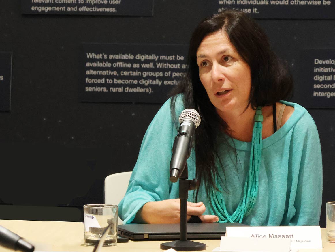 Media scrum with cameras