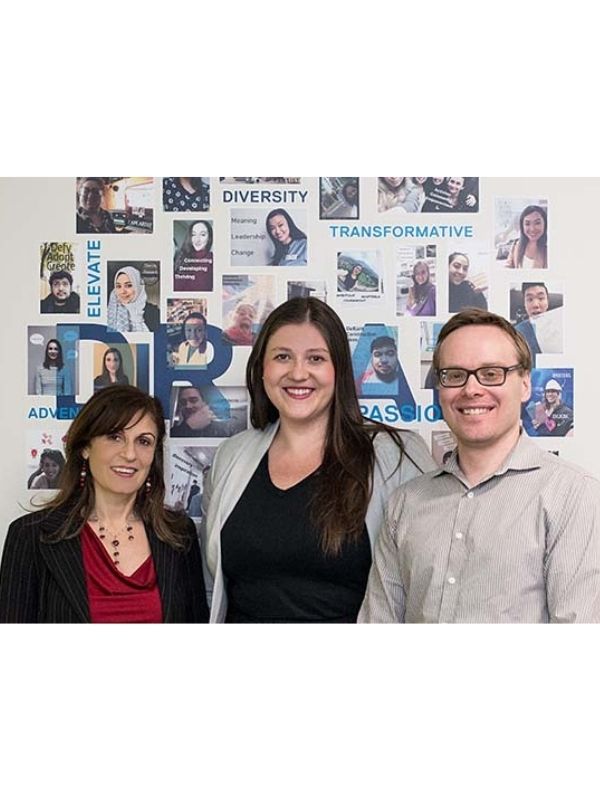 Award recipient Aly Burtch (Centre) with Dr. Samantha Wehbi (left) and Dr. Cory Searcy (right)