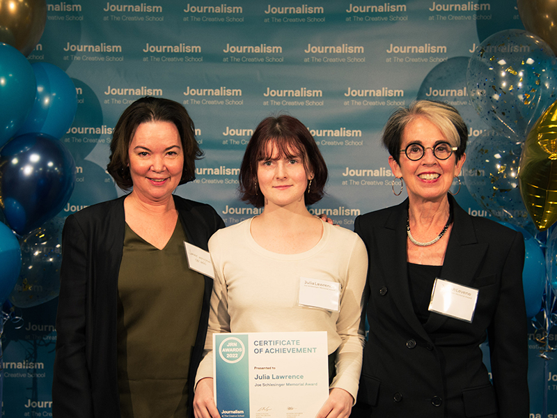 2022 winner Julia Lawrence with presenters Joanne McPherson and Judith Levene.