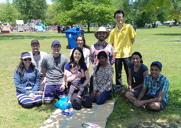 Group photo at Centre Island in 2015.