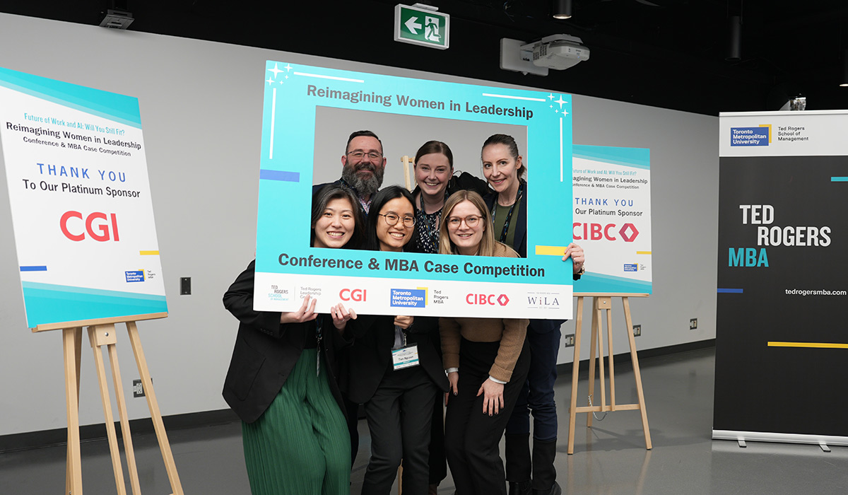 participants and contestants of the 2025 MBA Case Competition