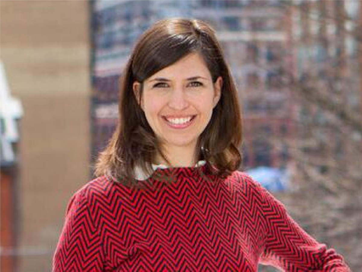 undefined Laurie Petrou, undefined