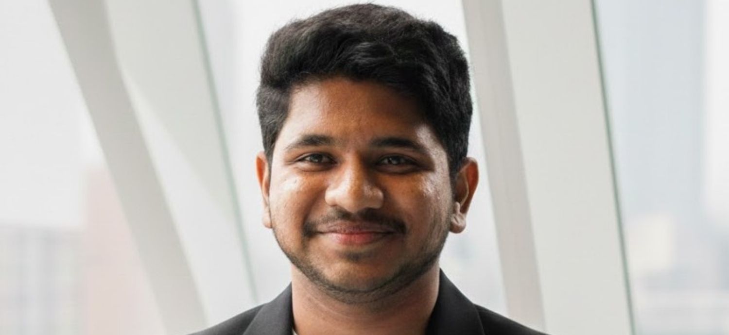 BTS Special - this-tmu-student-got-lost-his-first-week-in-canada-now-he-helps-guide-new-students-through-orientation-feature