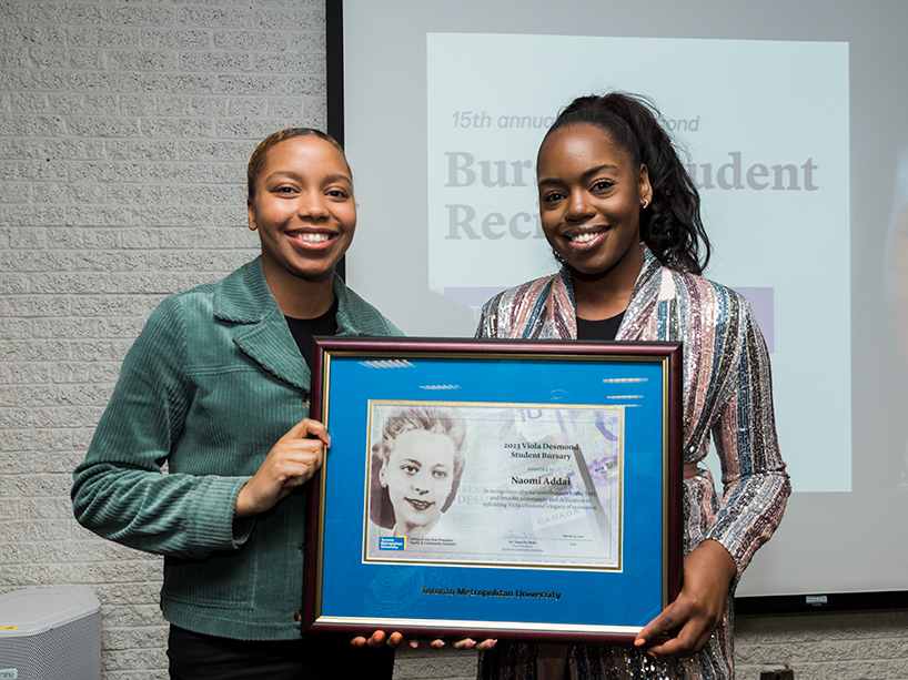 Students hold Viola Desmond Award