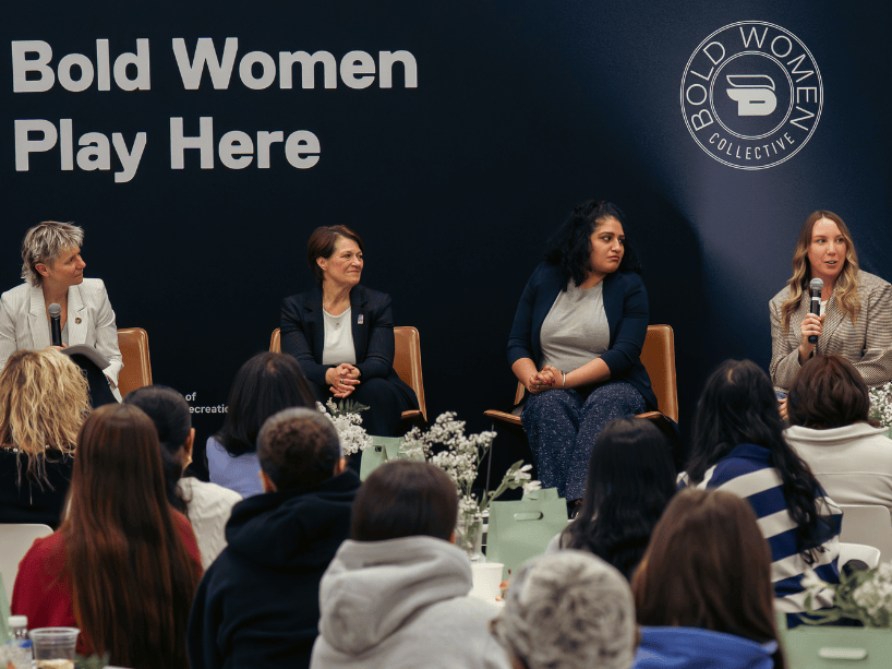 Jen McMillen, Sharon Bollenbach, Manpreet Pandha and Kathleen Hegarty sitting during panel discussion.