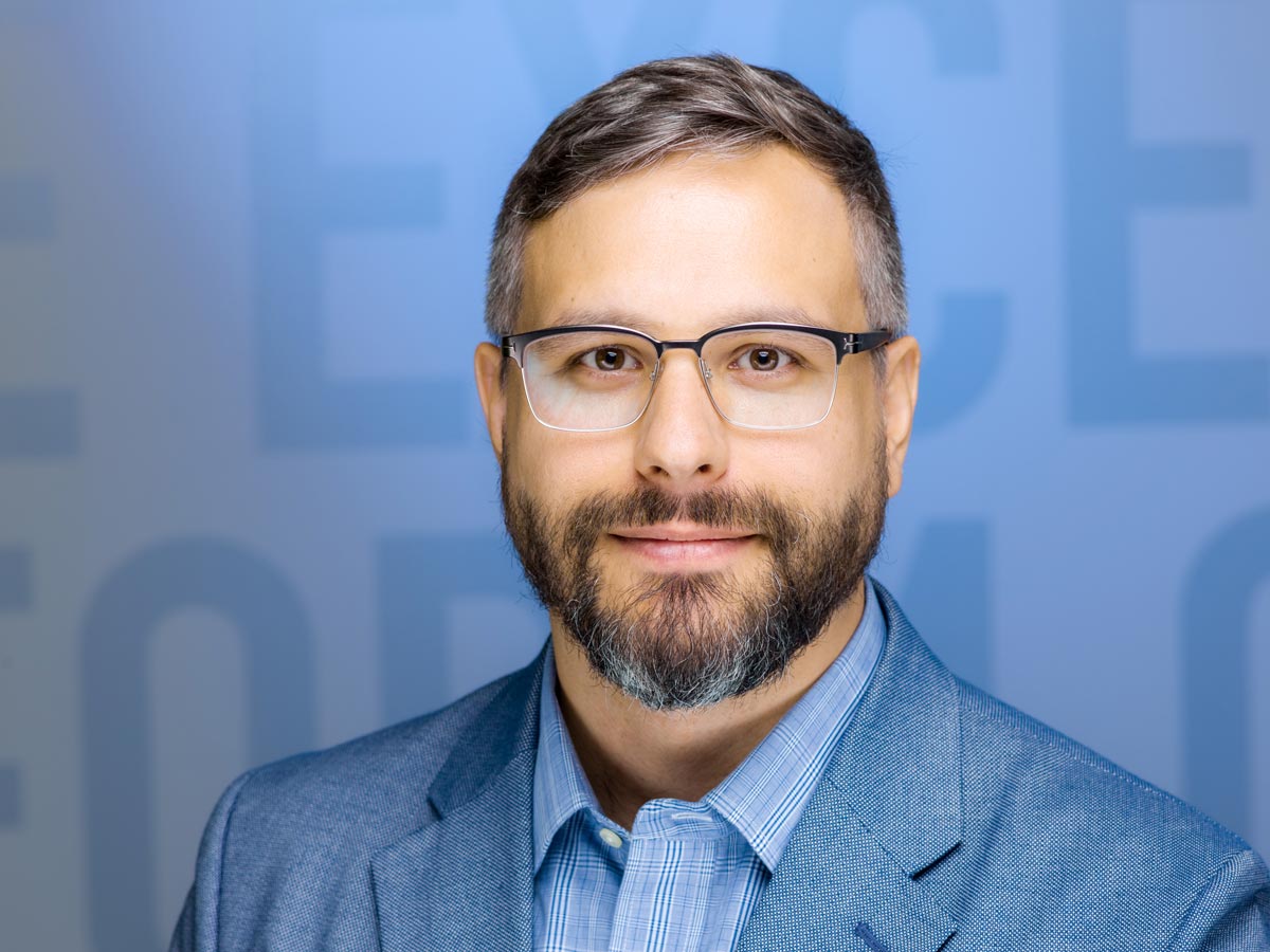 Professor Eric Liberda