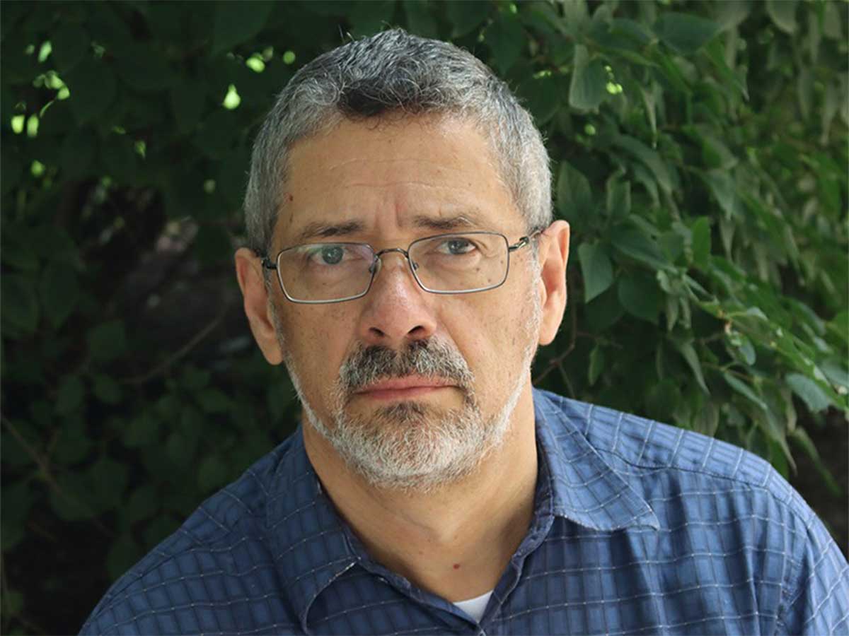 Dr. Henry Parada