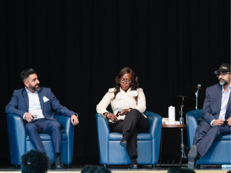 Drs. Tajinder Kaura, Trudy McFarland and Jobin Varghese on a panel with a moderator.