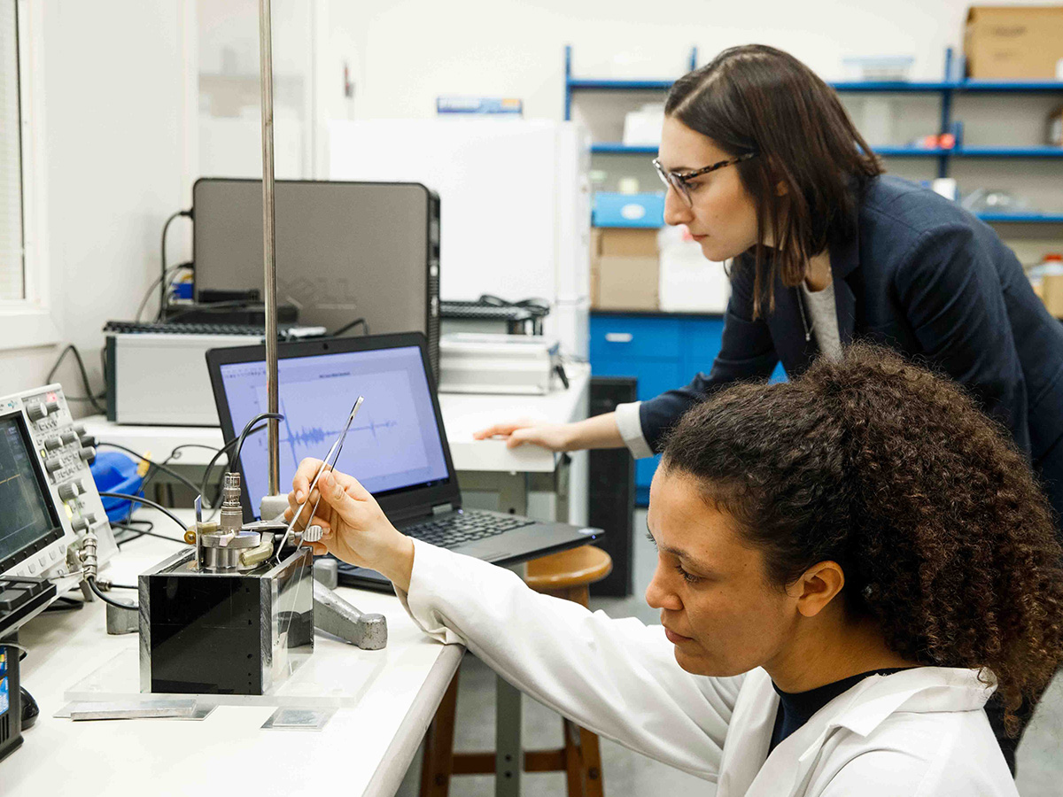 Miranda Kirby working in a lab