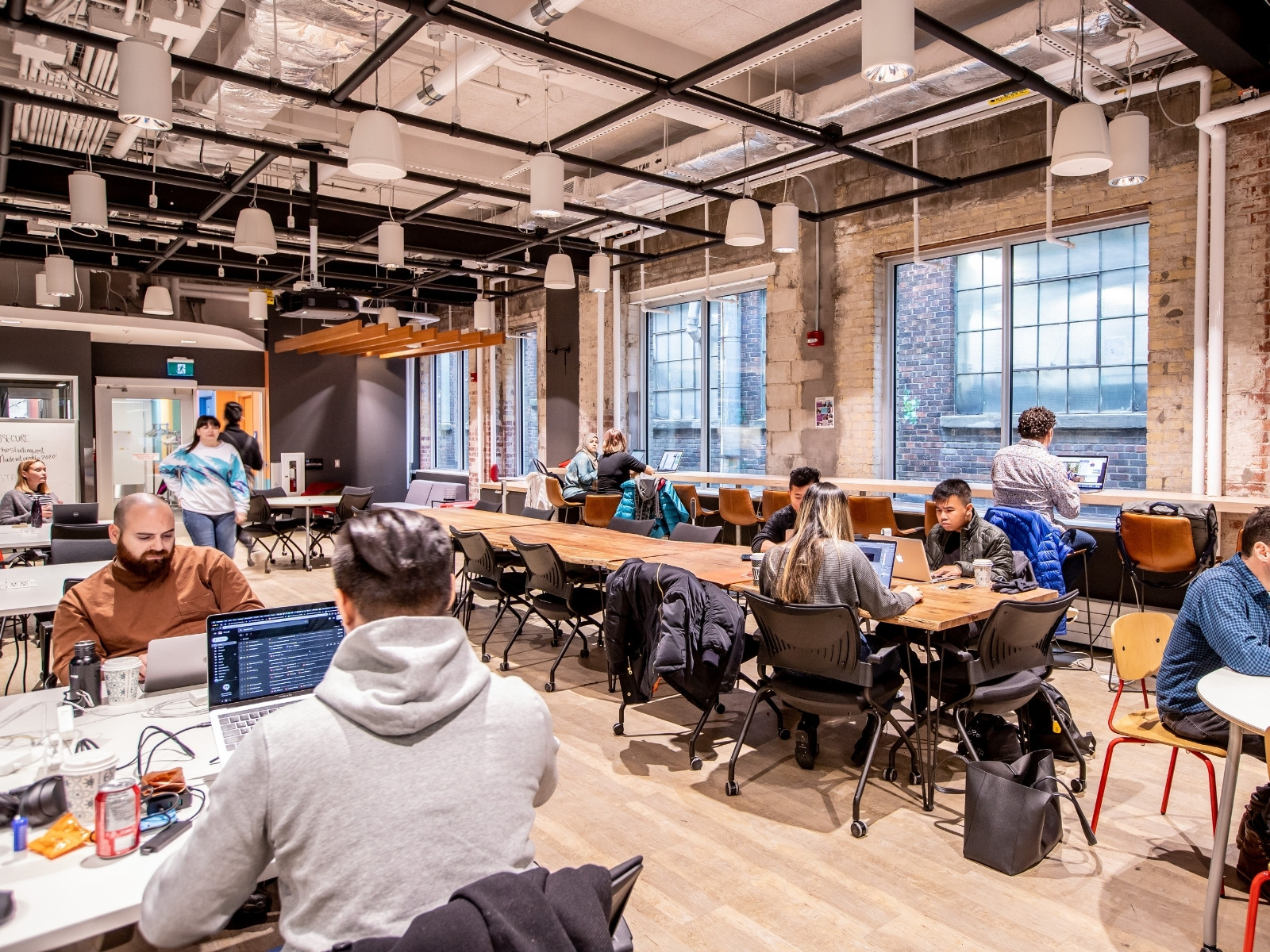 Creative_Enterprise_Hub_Horizontal - Creative_Enterprise_Hub_Horizontal_1