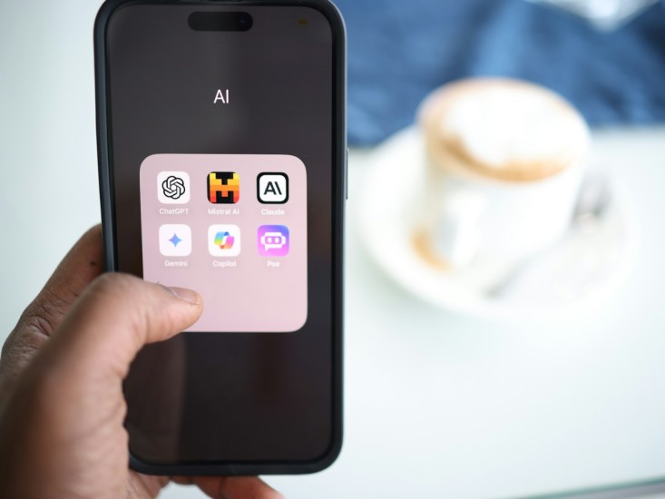 phone in a person's hand