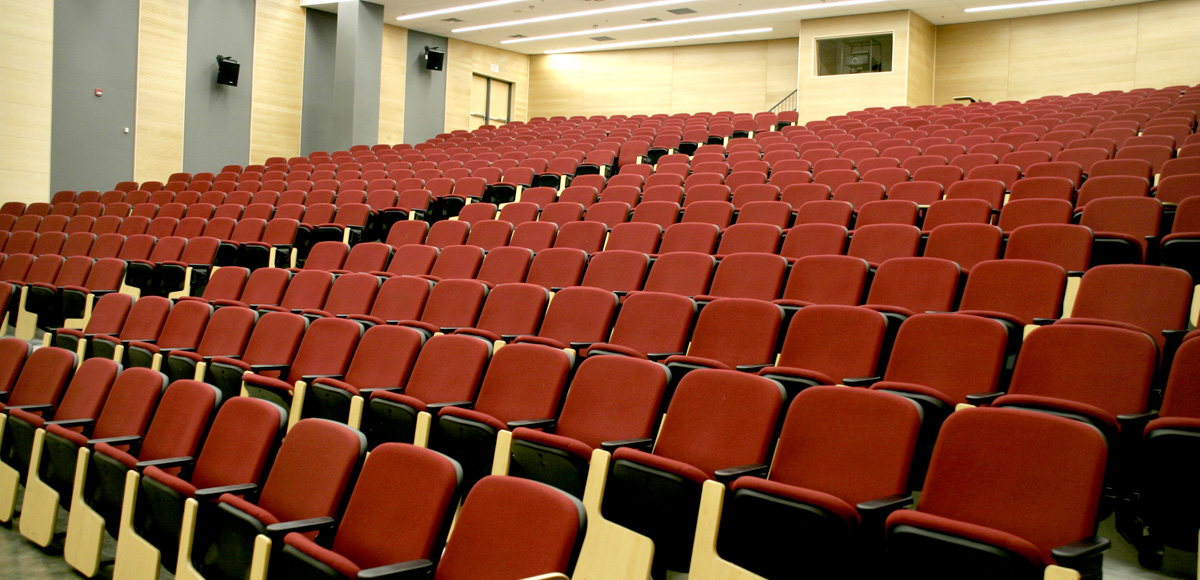 Seating in the TRS 1-067 lecture hall