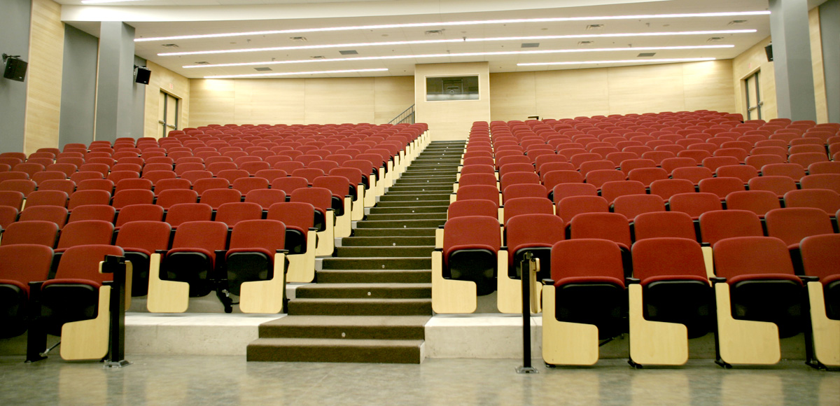 Seating in the TRS 1-067 lecture hall