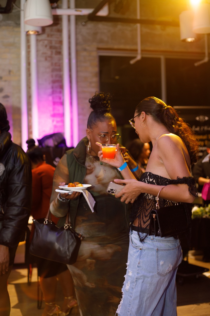 event photo conversation