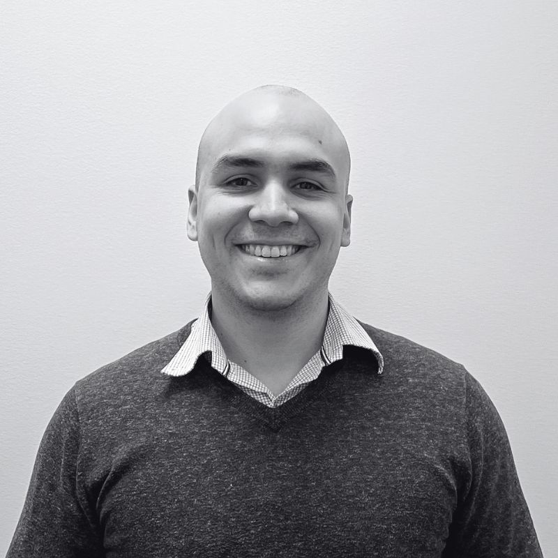 Website - Startup pages - founder headshot size - gabriel-predicelaw