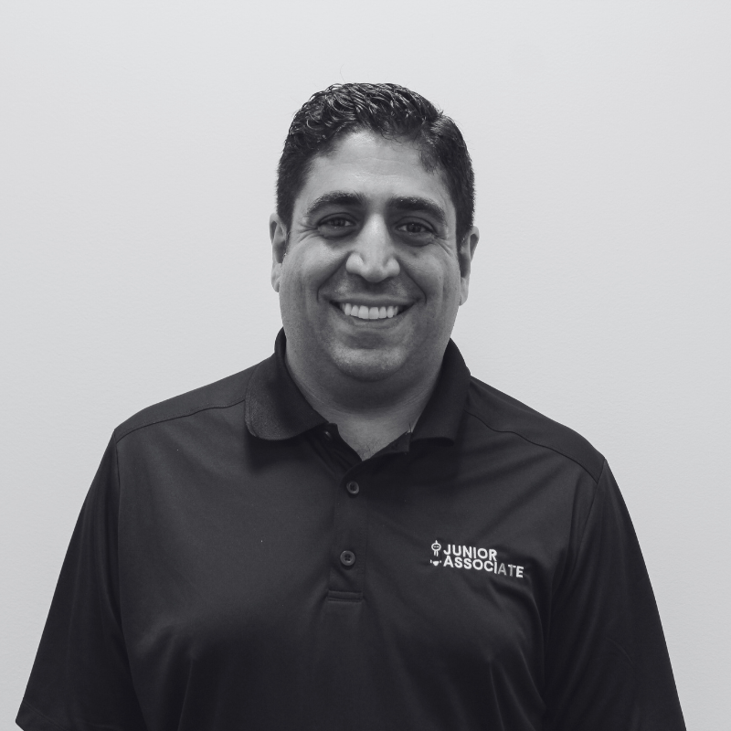 Website - Startup pages - founder headshot size - navid-junior-associate