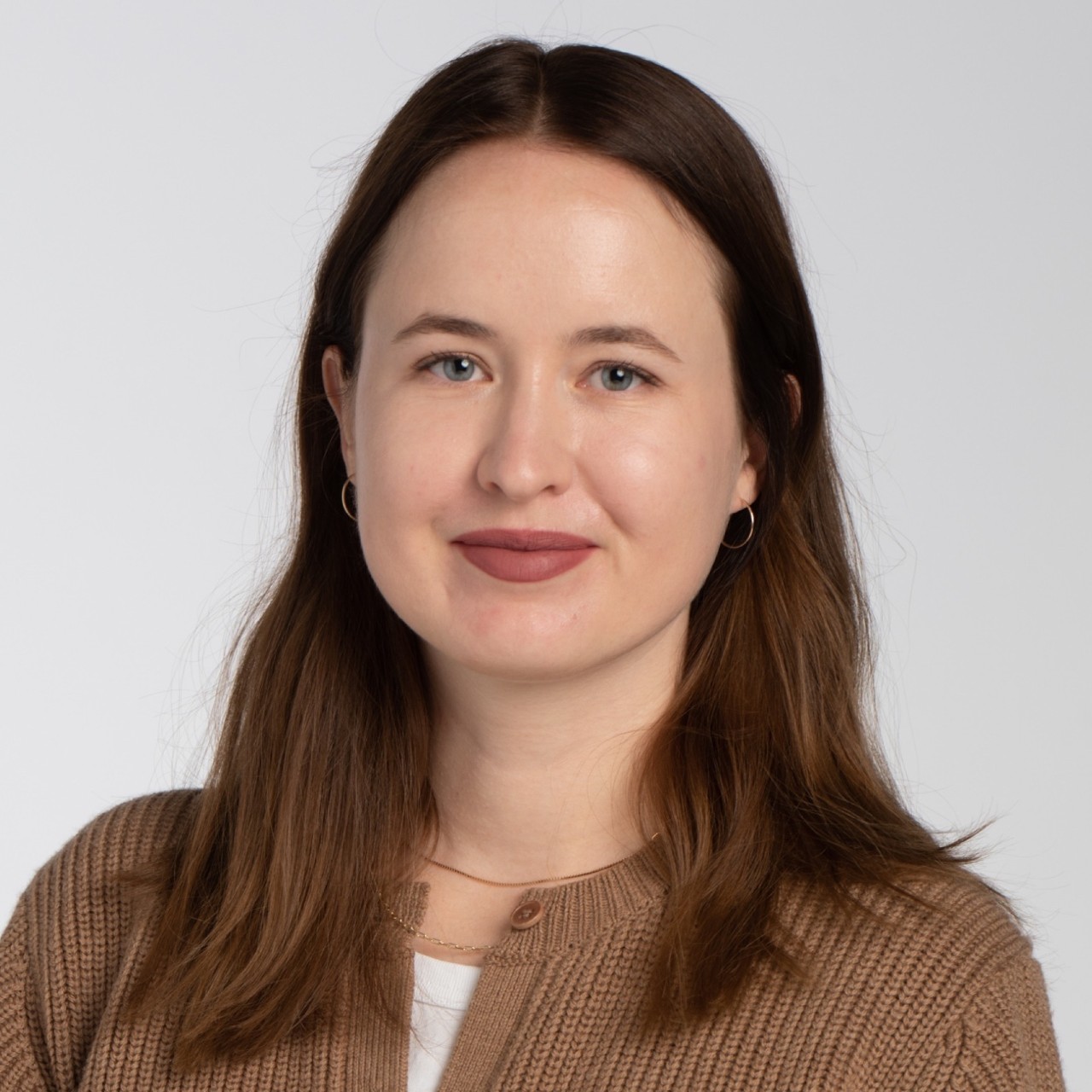 Shelley Haines headshot