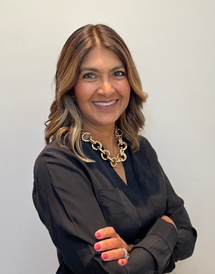 headshot of Adela Mall