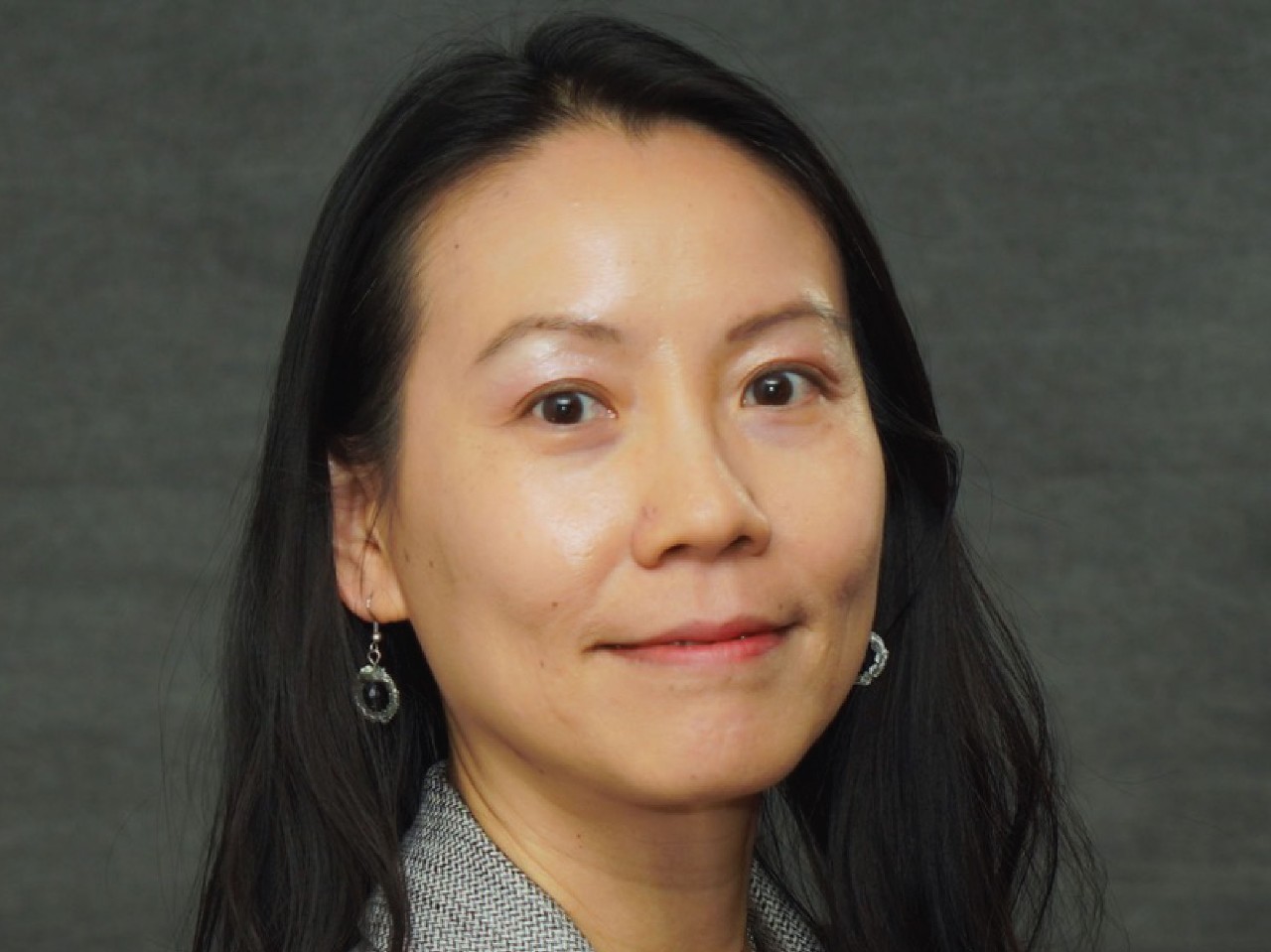 Portrait of Zhixi Zhuang