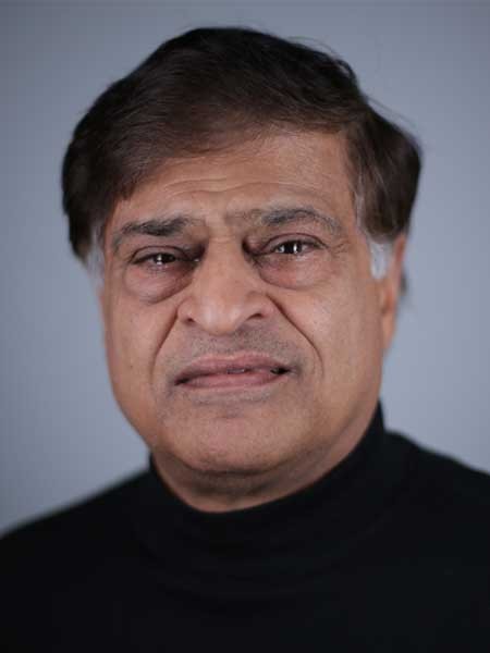 Headshot of Professor Bharat Shah 