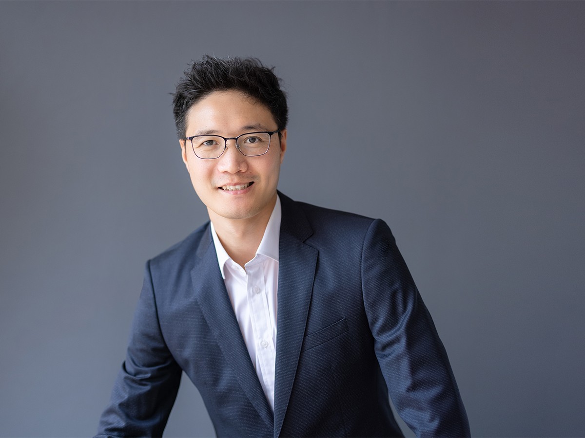Dr. Niushan Gao