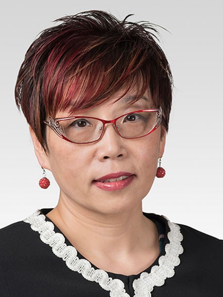 Retail Management Associate Dean of Graduate Programs and Associate Professor Dr. Hong Yu